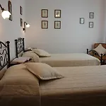 Pie Di Costa